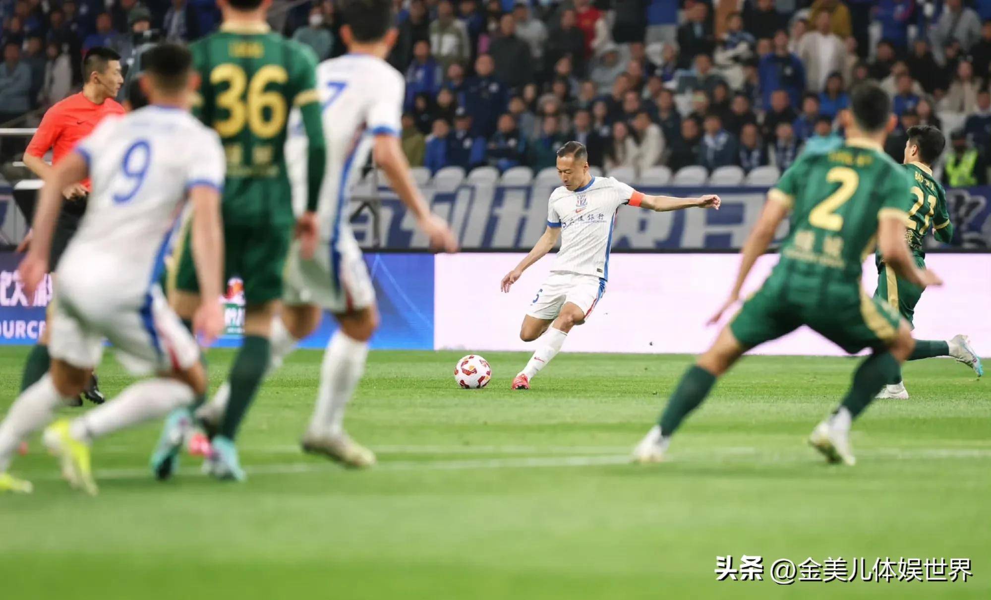 包含亚泰战平申花：艰难收获一分，保级形势稍有缓解的词条