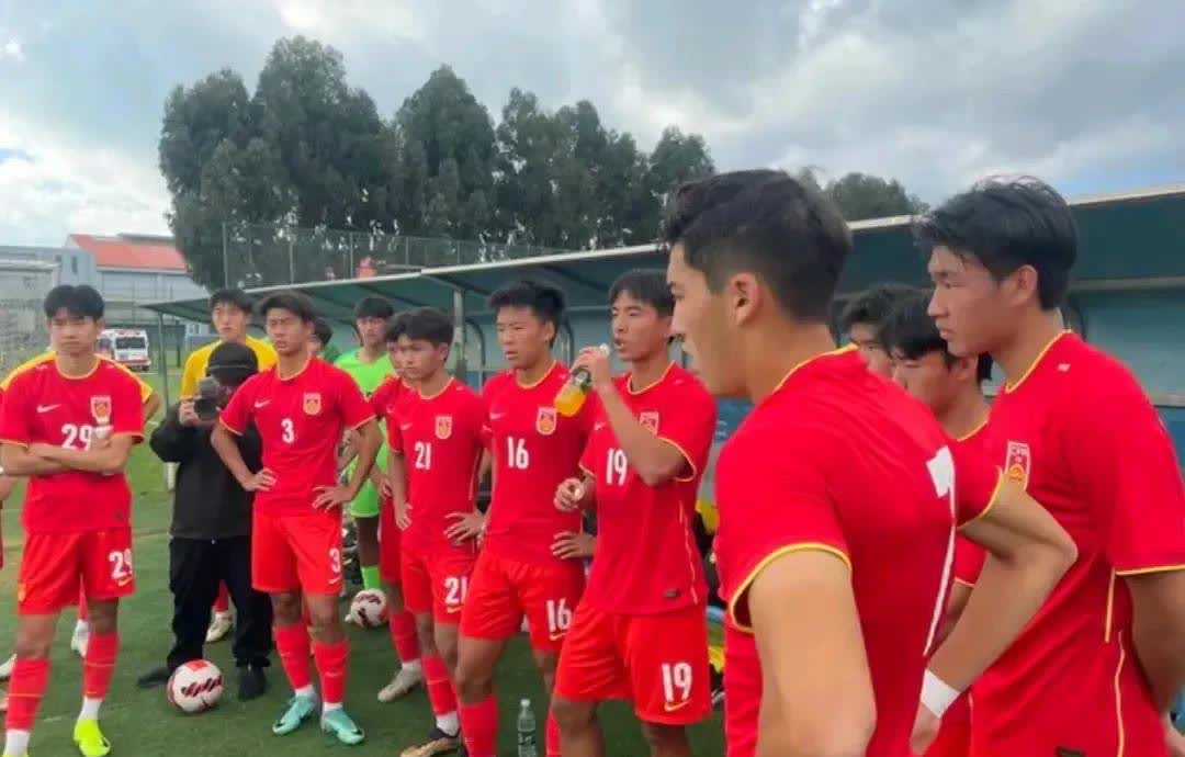 热火队主教练列维出色完成场比赛的简单介绍