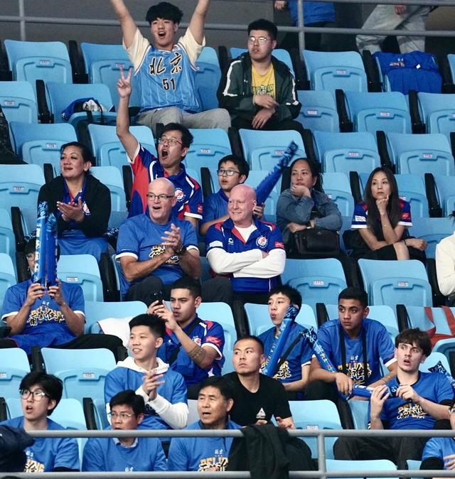 球队参加国际篮球赛事备受关注